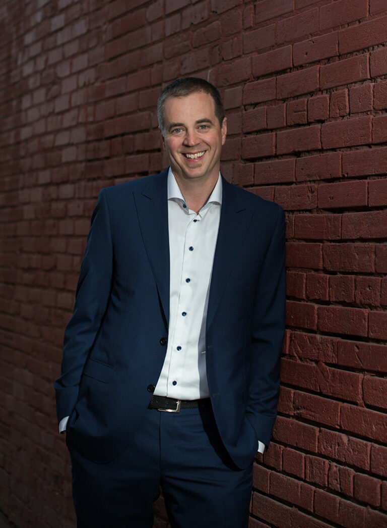 Summers Landing On the green at Tobiano
