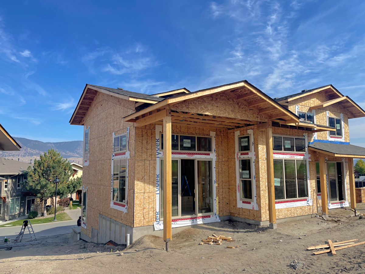 townhome under construction at tobiano bc